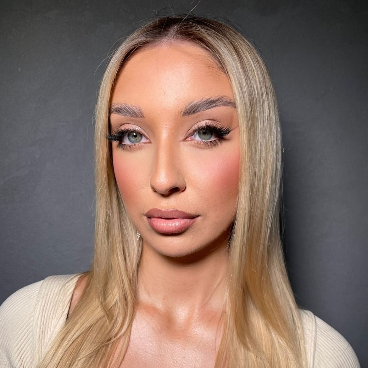 Makijaż okolicznościowy — glamour 3
